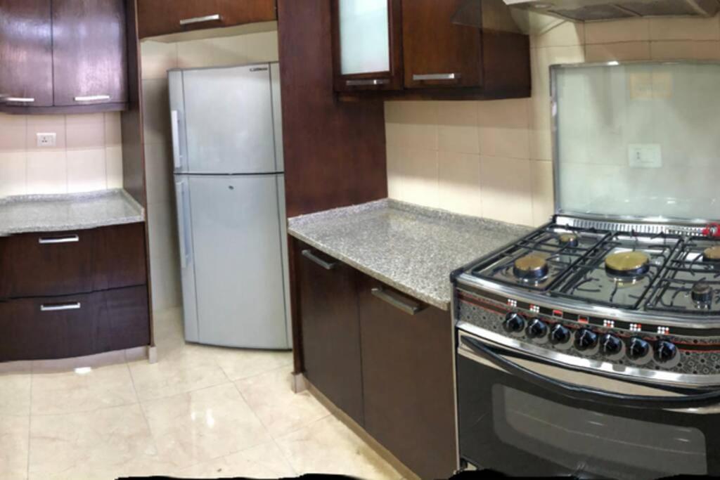 Apt 4 Rent/A Quiet Neighborhood Close To Services Amman Extérieur photo