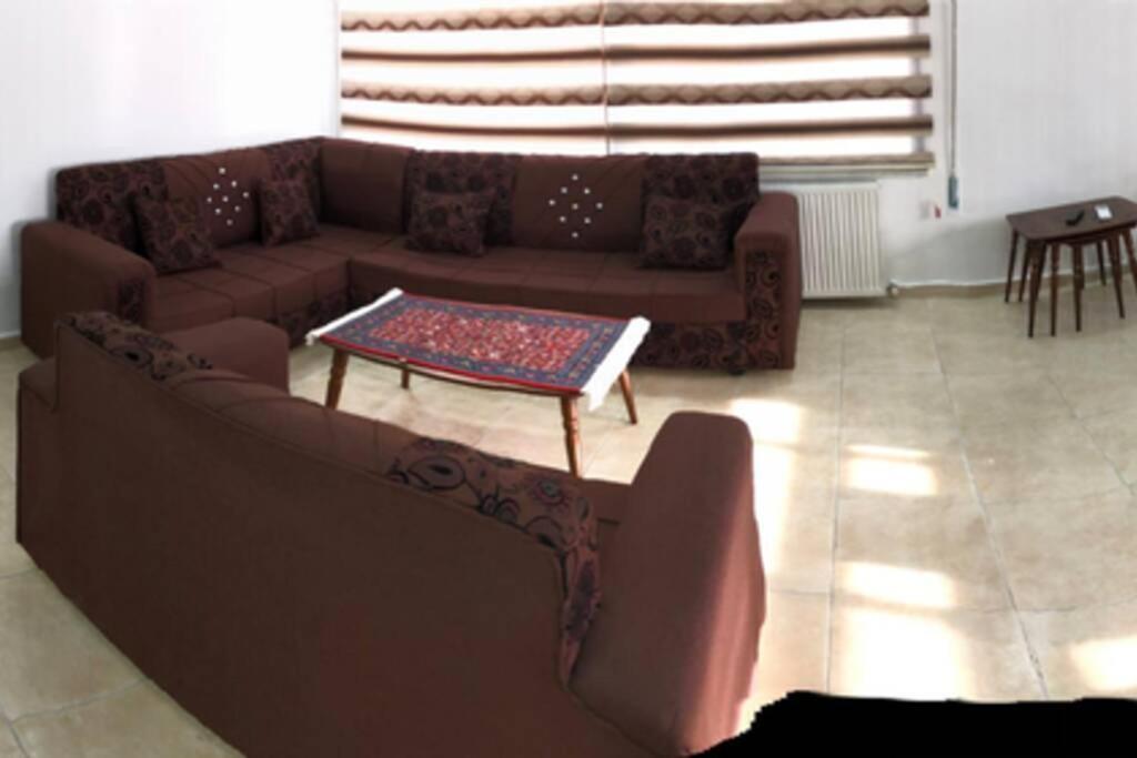 Apt 4 Rent/A Quiet Neighborhood Close To Services Amman Extérieur photo